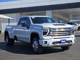 New 2026 Chevrolet Silverado 3500 High Country w/ High Country Premium Package video 2
