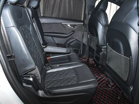 Used 2024 Audi SQ7 Prestige w/ Prestige Package AWD/4WD image 55