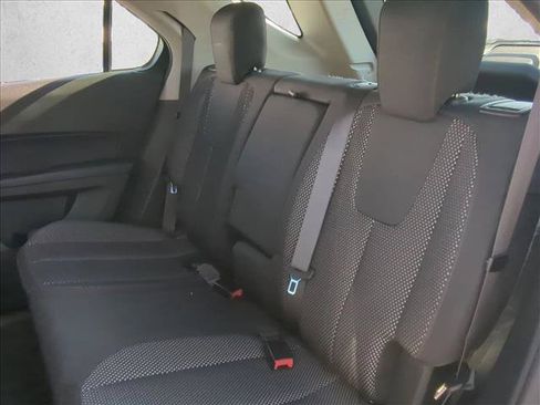 Used 2016 Chevrolet Equinox LS FWD image 18