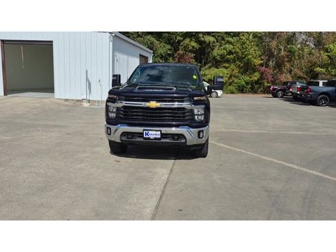 Certified 2024 Chevrolet Silverado 2500 LT image 3