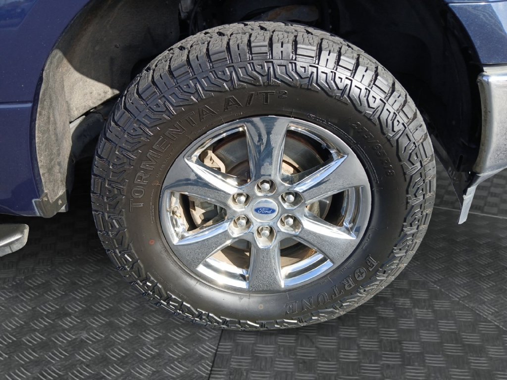 Used 2020 Ford F150 XLT w/ Equipment Group 302A Luxury AWD/4WD image 23