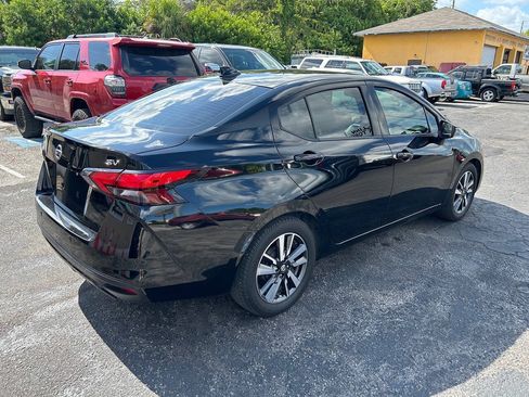 Used 2020 Nissan Versa SV FWD image 7