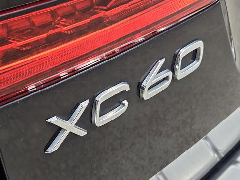 Used 2023 Volvo XC60 B5 Plus w/ Protection Package Premier AWD/4WD image 37