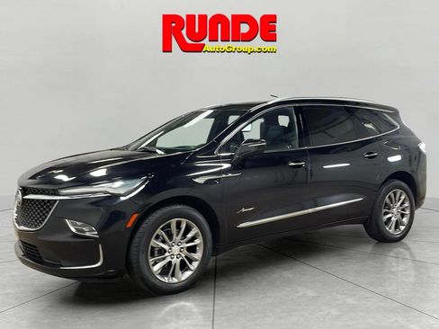 Used 2022 Buick Enclave Avenir w/ Avenir Technology Package image 1