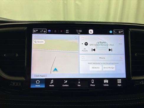 Used 2021 Chrysler Pacifica Limited w/ S Appearance Package AWD/4WD image 19