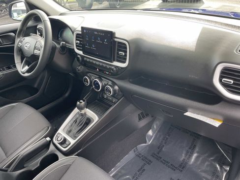Certified 2023 Hyundai Venue Limited image 29