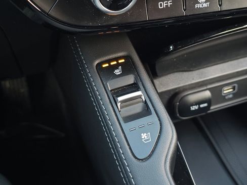 Certified 2023 Kia Telluride EX X-Line image 16