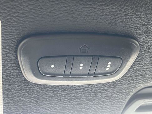 Used 2023 Jeep Gladiator Mojave image 12