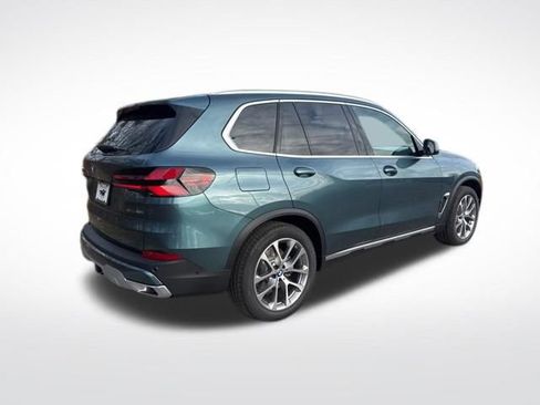 New 2026 BMW X5 xDrive40i w/ Climate Comfort Package image 3