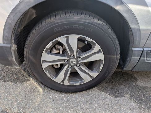 Used 2020 Honda CR-V LX image 3