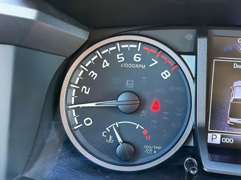 Used 2023 Toyota Tacoma TRD Sport image 42