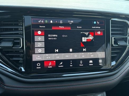 Used 2024 Dodge Durango GT image 21