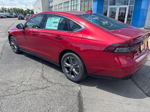 New 2026 Honda Accord EX-L image 2