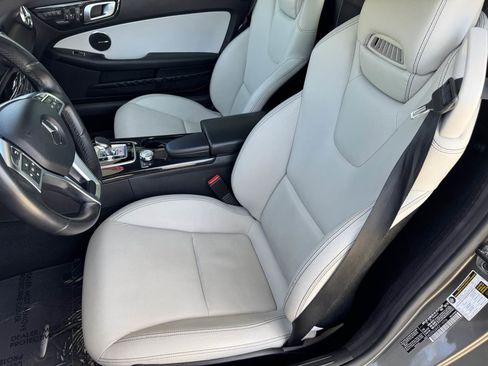 Used 2016 Mercedes-Benz SLK 300 w/ Premium 1 Package image 18