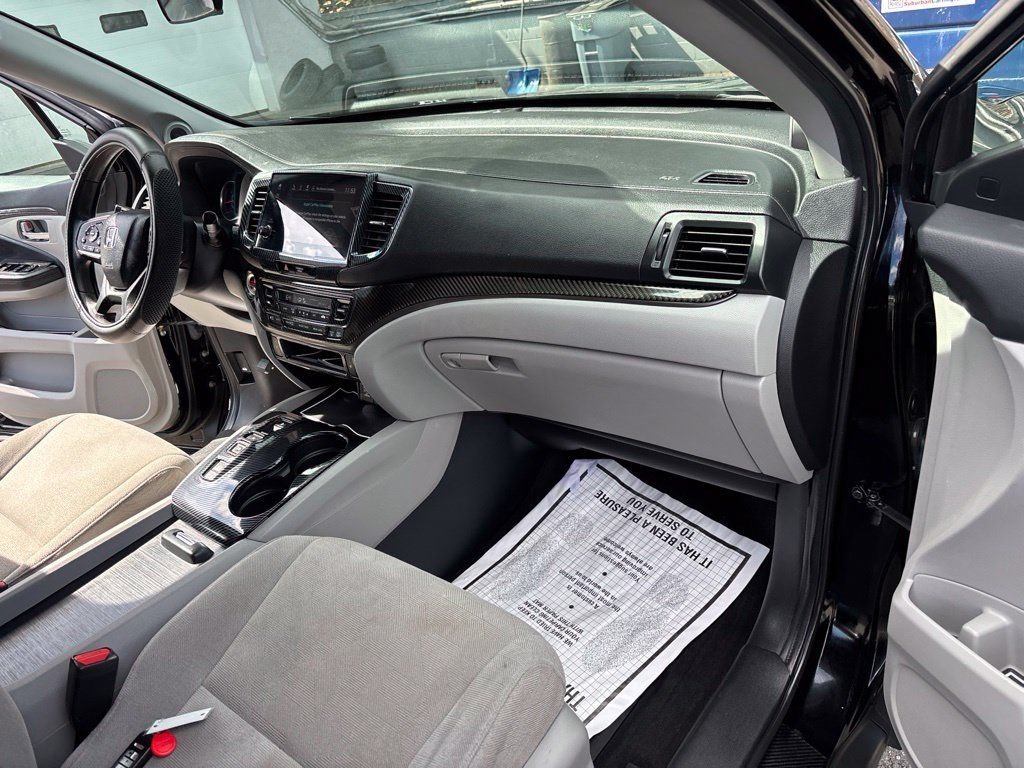 Used 2021 Honda Pilot EX image 29