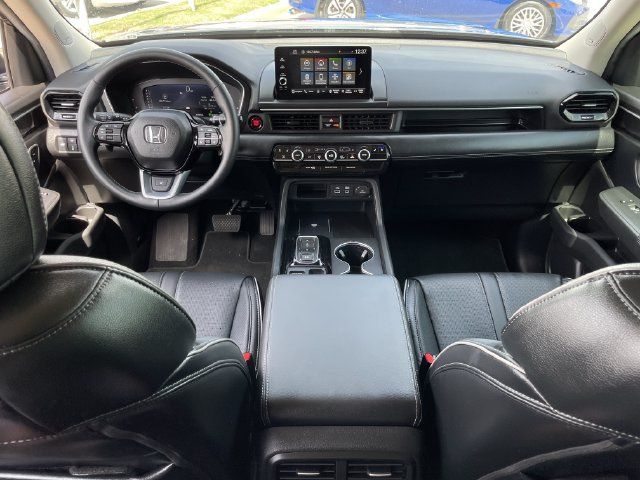Certified 2025 Honda Pilot Elite image 10
