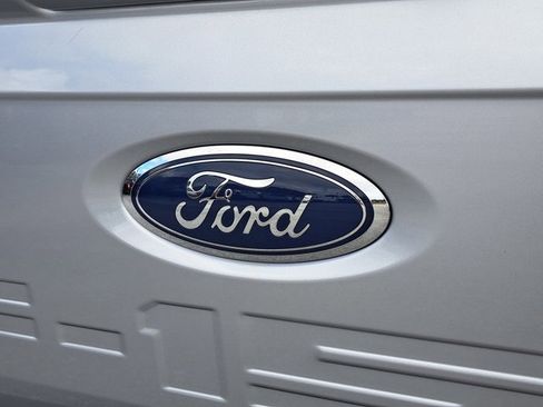 Certified 2022 Ford F150 XLT w/ Equipment Group 302A High image 8