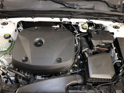 Used 2020 Volvo XC40 T5 Inscription w/ Protection Package Premier AWD/4WD image 36