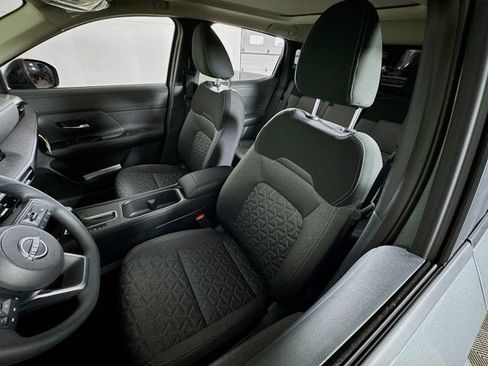 New 2026 Nissan Kicks SV w/ SV Premium Package image 18