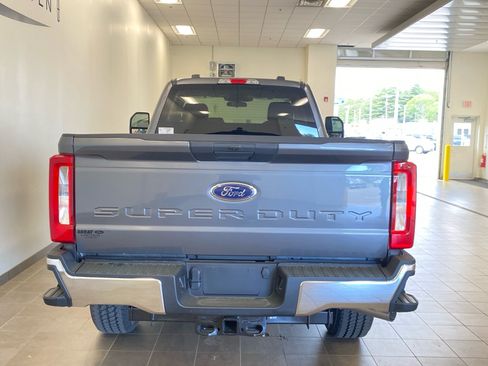 New 2026 Ford F350 XLT w/ FX4 Off-Road Package AWD/4WD image 6