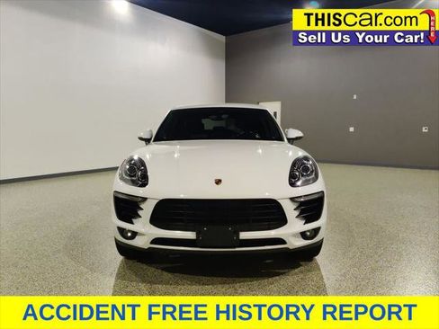 Used 2018 Porsche Macan AWD/4WD image 2