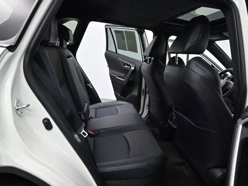 Used 2022 Toyota RAV4 XSE AWD/4WD image 35