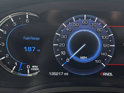Used 2017 Cadillac Escalade Premium Luxury AWD/4WD image 17