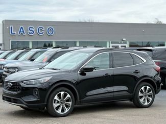 Used 2025 Ford Escape Platinum 360° Tour