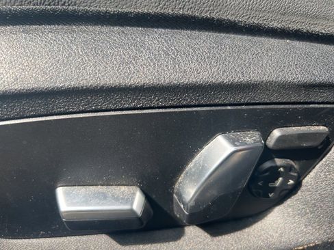 Used 2023 BMW 540i w/ M Sport Package image 14