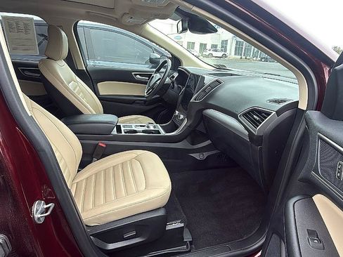 Used 2022 Ford Edge SEL w/ Convenience Package AWD/4WD image 6