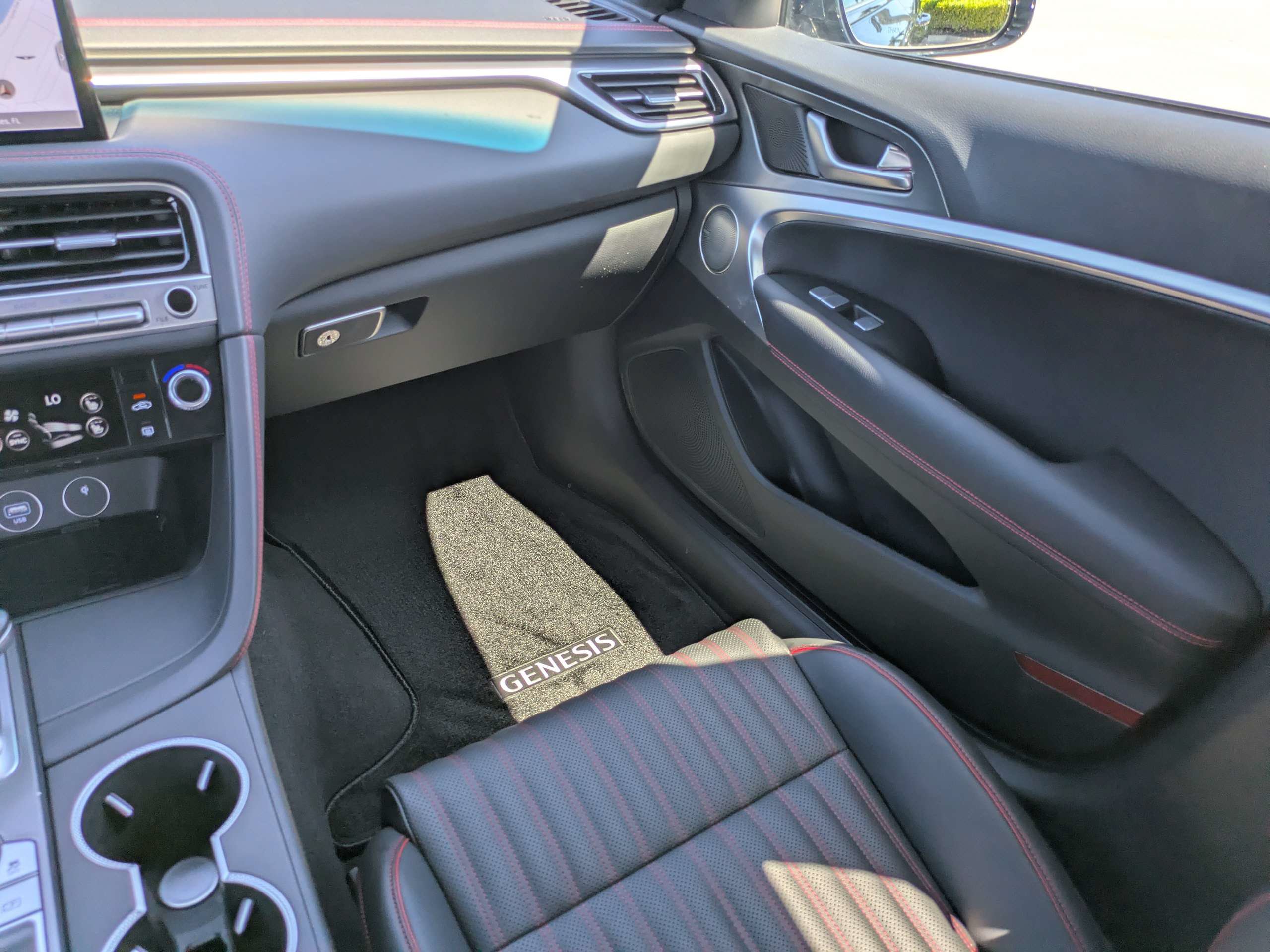 Used 2024 Genesis G70 2.5T w/ Sport Prestige Package AWD/4WD image 15
