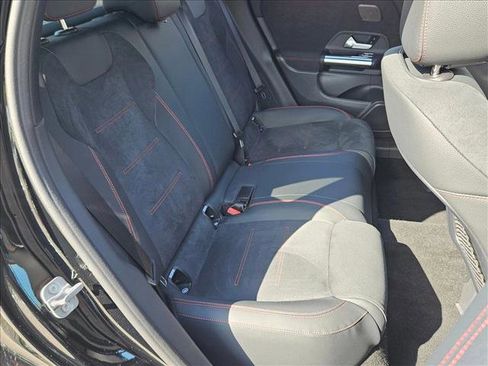 Used 2026 Mercedes-Benz GLA 250 image 18