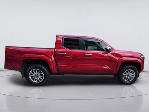 Used 2024 Toyota Tacoma Limited w/ Limited Package (LT) AWD/4WD image 9