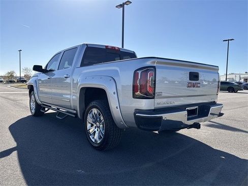 Used 2017 GMC Sierra 1500 SLT image 3