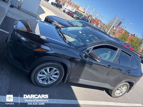 Used 2026 Toyota Corolla Cross LE w/ Moonroof Package image 1