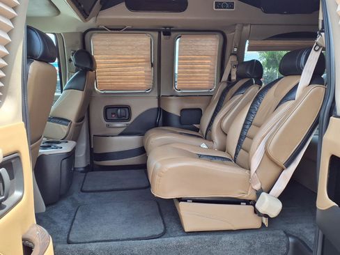 Used 2014 GMC Savana 1500 AWD image 15