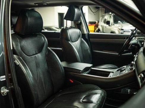 Used 2022 Hyundai Palisade SEL w/ 8P Bench Seat Package FWD image 16