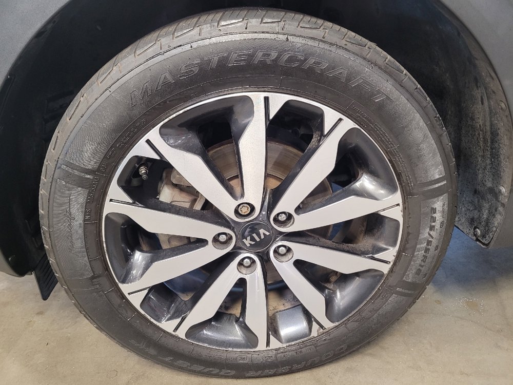 Used 2019 Kia Sportage EX w/ Option Group 040 AWD/4WD image 31