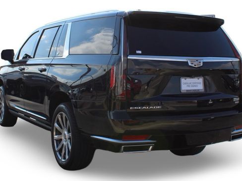 Used 2022 Cadillac Escalade ESV Premium Luxury Platinum image 7