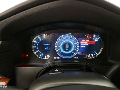Used 2019 Cadillac Escalade ESV Premium Luxury AWD/4WD image 17