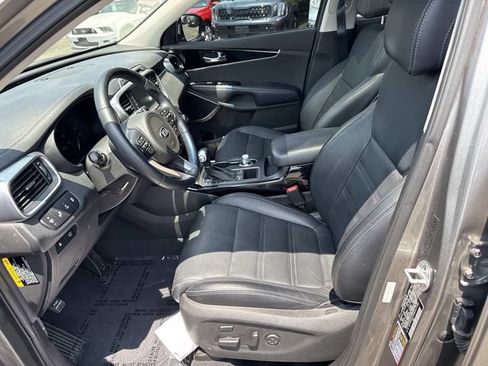 Used 2017 Kia Sorento SX FWD image 13