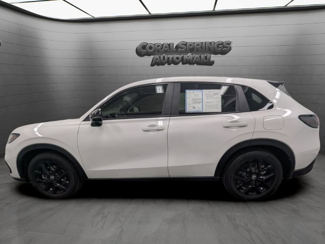 Certified 2025 Honda HR-V Sport image 4