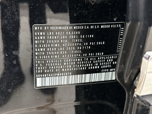 Used 2023 Volkswagen Tiguan SEL R-Line AWD/4WD image 12