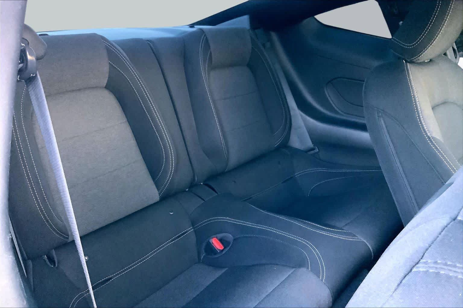 Used 2025 Ford Mustang Coupe RWD image 18