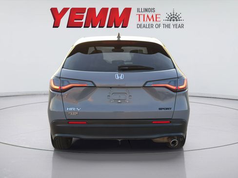Used 2025 Honda HR-V Sport image 7