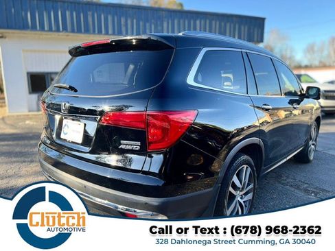 Used 2017 Honda Pilot Touring image 5