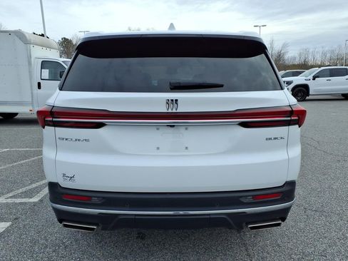 Used 2025 Buick Enclave Preferred image 4