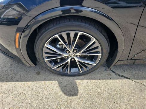 Certified 2026 Toyota Prius XLE image 33