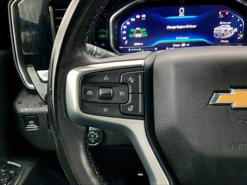 Used 2024 Chevrolet Silverado 2500 LT image 23
