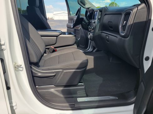 Certified 2021 Chevrolet Silverado 1500 LT RWD image 34